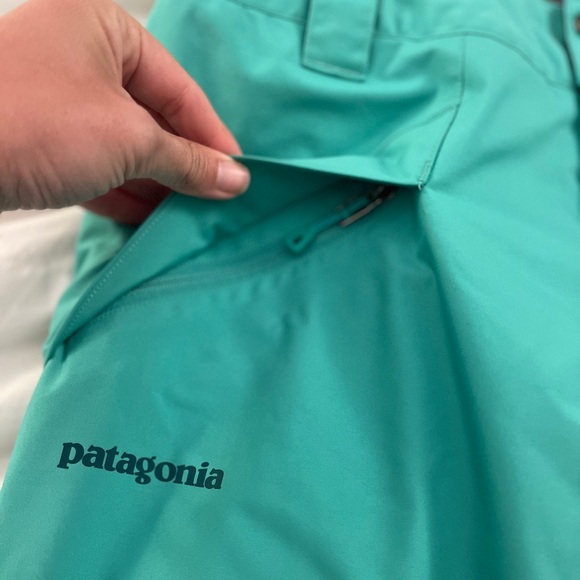 Patagonia Women’s Insulated Snow Pants Fresh Teal - Picture 6 of 12